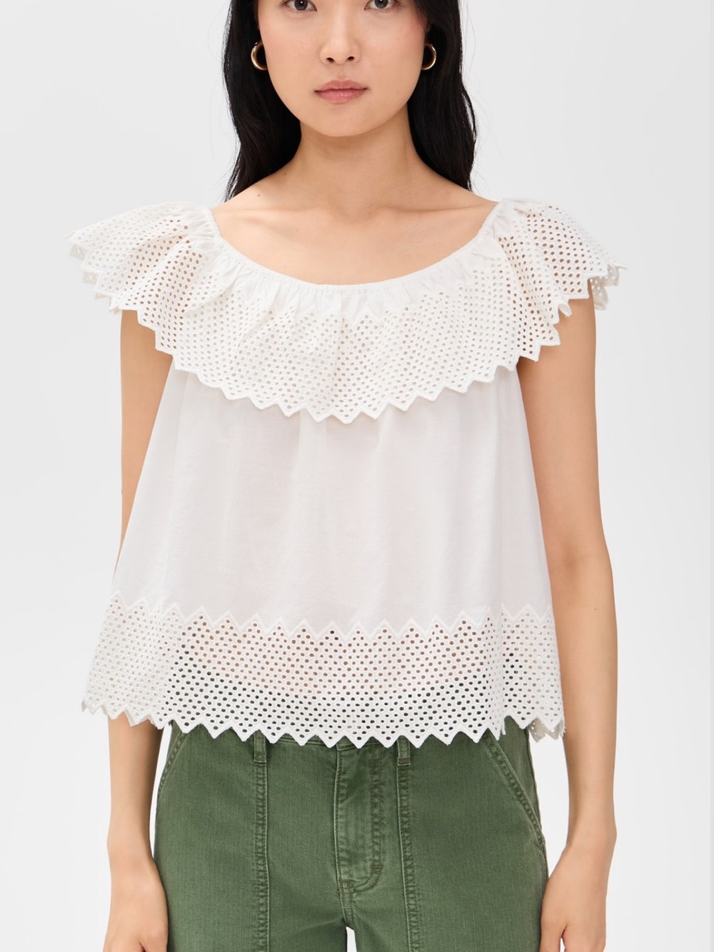 The Great $225 Westport White Eyelet Ruffle Sleeve Women’s Top (2) US Med EUC